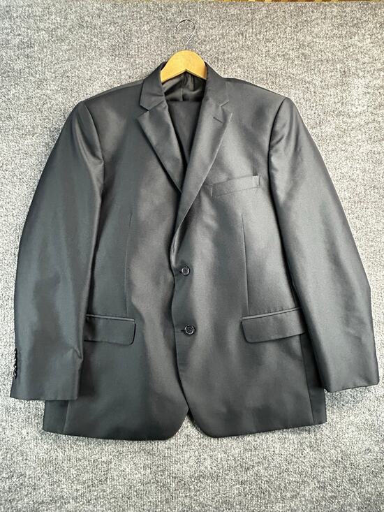 Sonneti Other - Sonneti Uomo 44R 2 Pc Suit Black Super 150's MicroTech 38x30 Hand Tailored